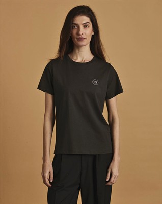 Round Logo Women's T-shirt - Pirate Black